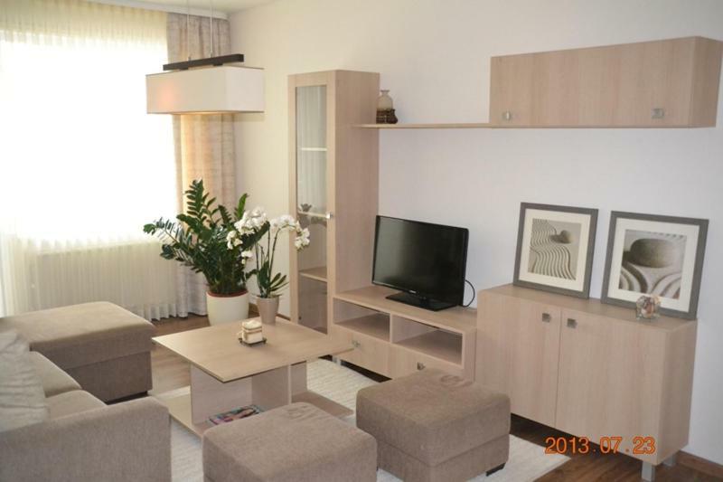 Apartamentai Dainu Шяуляй Екстер'єр фото